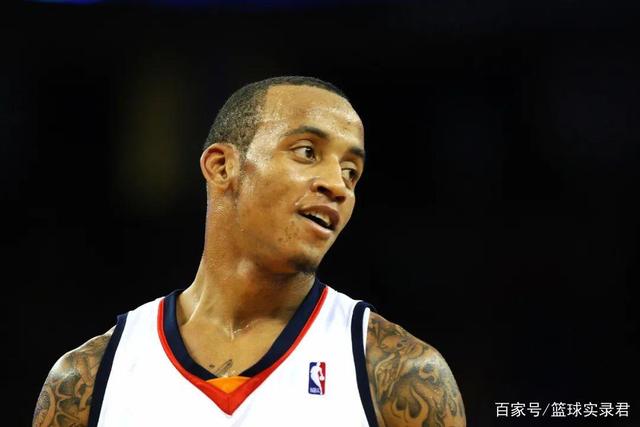 天津男篮：林庭谦与球队签署三年顶薪合同